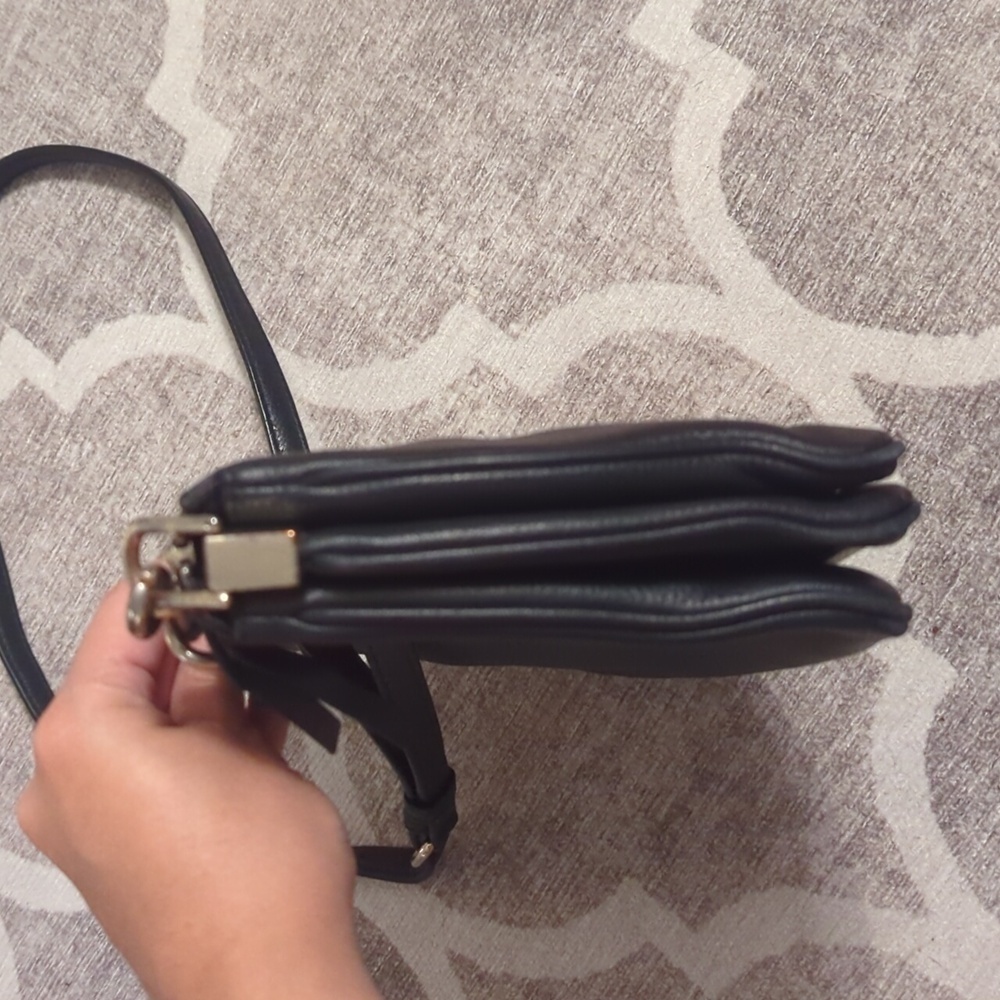 Kate Spade Pebbled Leather Crossbody Black - Picture 4 of 7